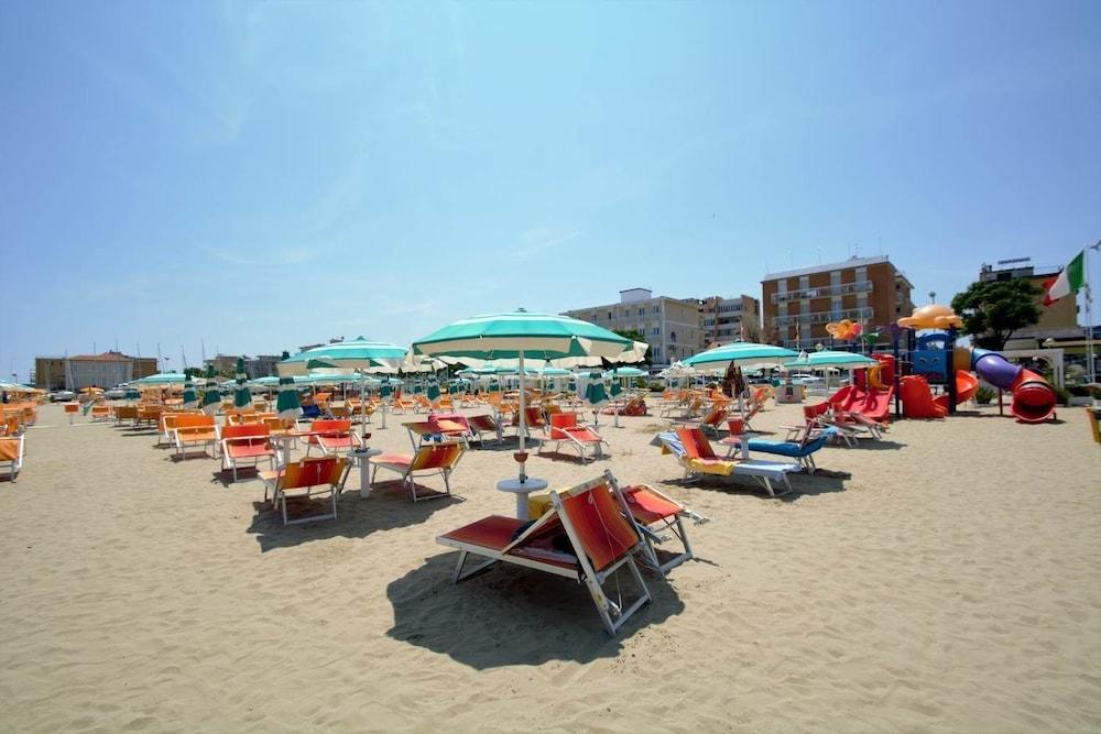 Hb Hotels Orchidea Blu Ріміні Екстер'єр фото