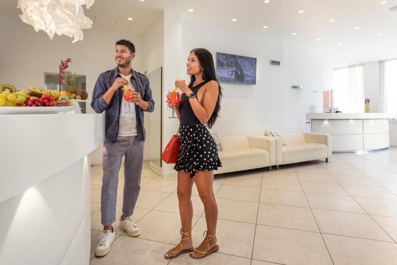 Hb Hotels Orchidea Blu Ріміні Екстер'єр фото